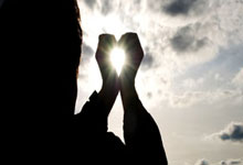 虎扑足球:17胜3平,巴萨自2016年以来首次取得开年20场不败.